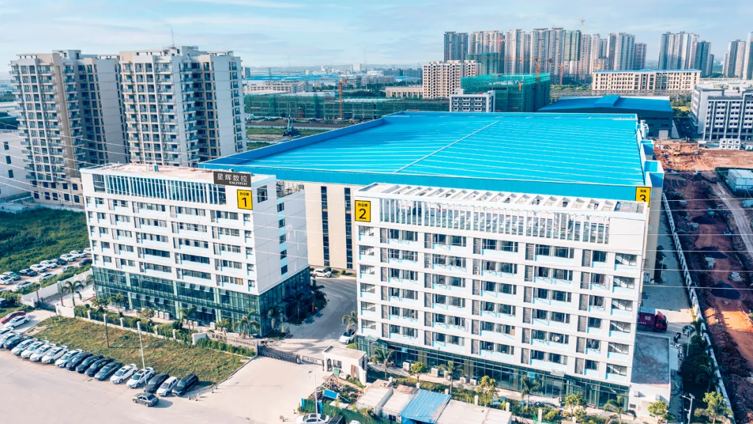 EXCITECH CNC चा ग्वांगडोंग उत्पादन आधार: Guangdong EXCITECH CNC तंत्रज्ञान सह., लि.